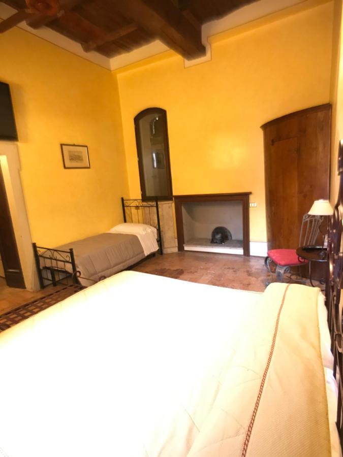 Camere Della Vecchia Posta Trevi Eksteriør bilde
