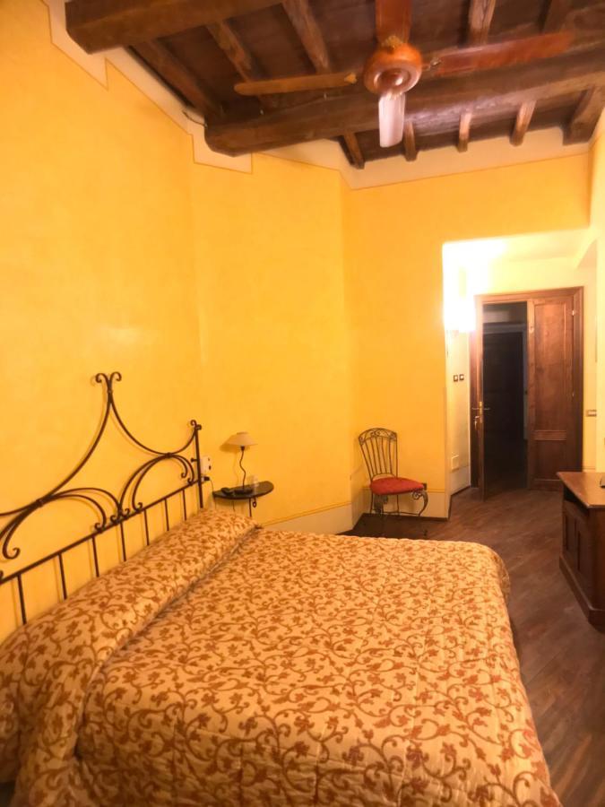 Camere Della Vecchia Posta Trevi Eksteriør bilde