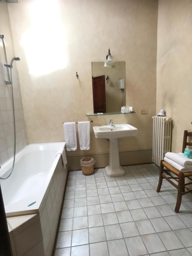 Camere Della Vecchia Posta Trevi Eksteriør bilde