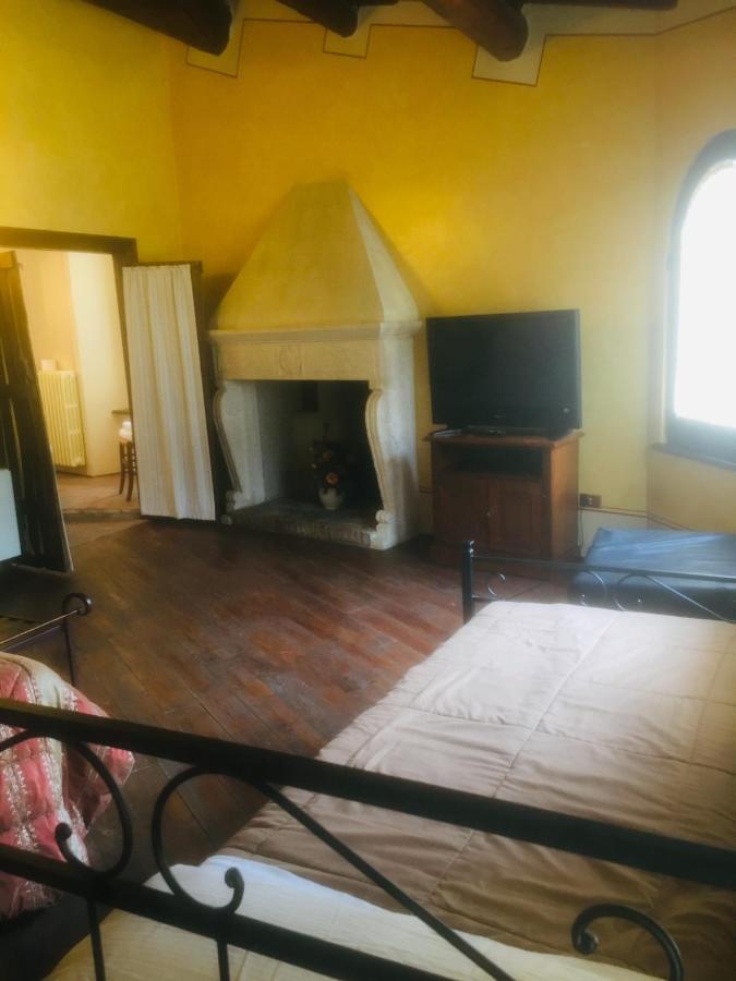 Camere Della Vecchia Posta Trevi Eksteriør bilde