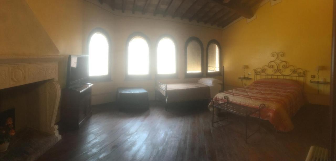 Camere Della Vecchia Posta Trevi Eksteriør bilde